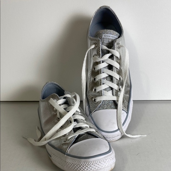 Converse Silver White Sneakers Classic Low-Top Design - Picture 1 of 6